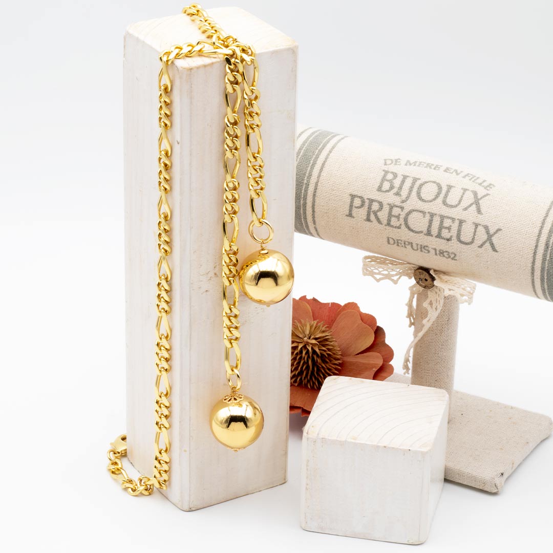 collana con ciondolo pendente a due sfere placcata in oro - via condotti store