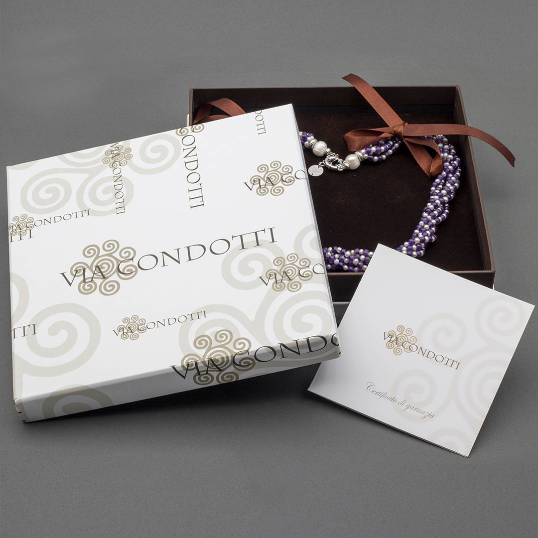 confezione regalo della collana con la garanzia - via condotti store