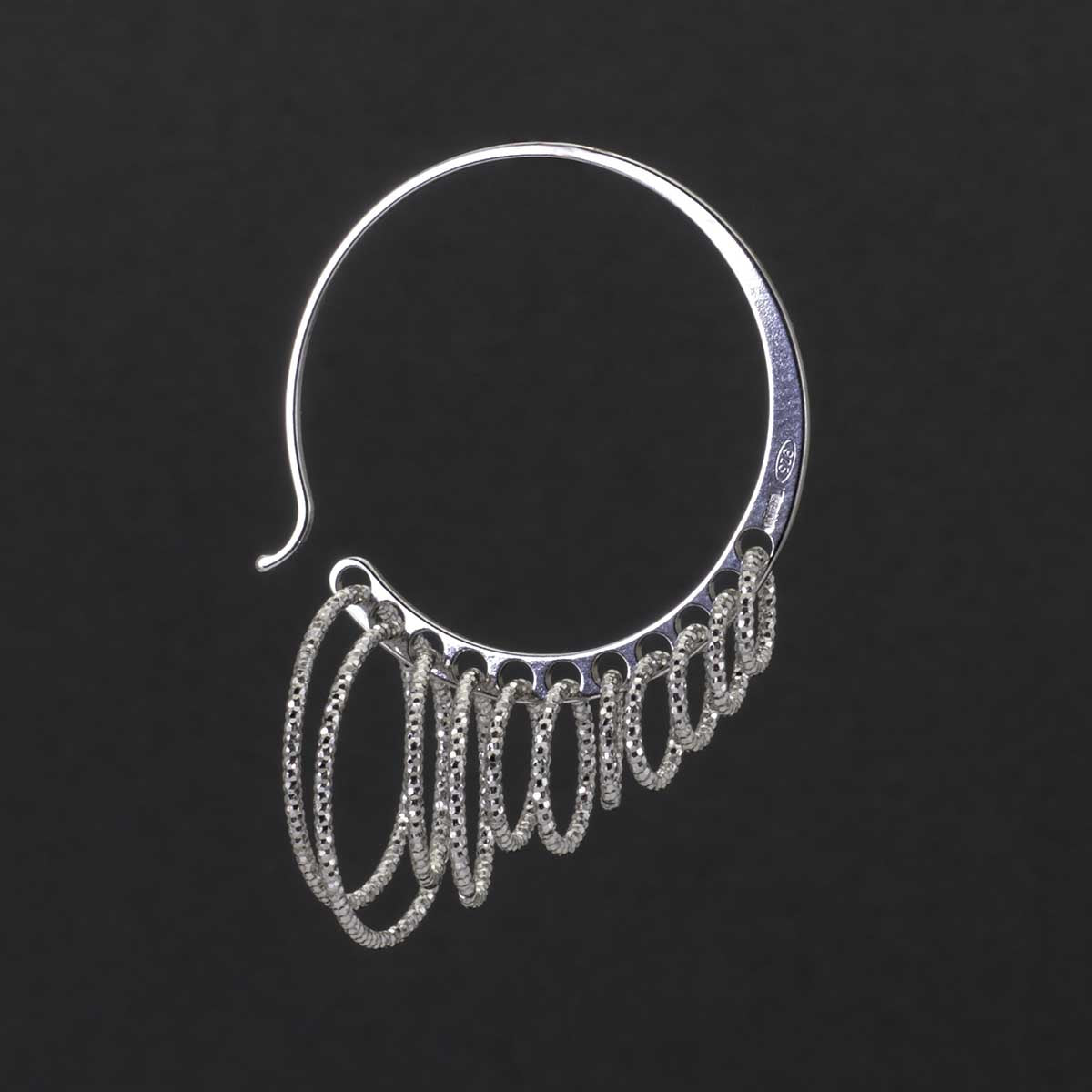 Profilo orecchino a cerchio tipo cornucopia in Argento 925 - via condotti store