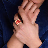 anello a fascia francesca bianchi design a smalto colore rosso indossato - via condotti store