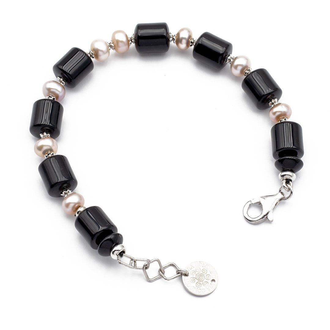lunghezza regolabile del bracciale in argento rodiato con perle e onice nero - via condotti store