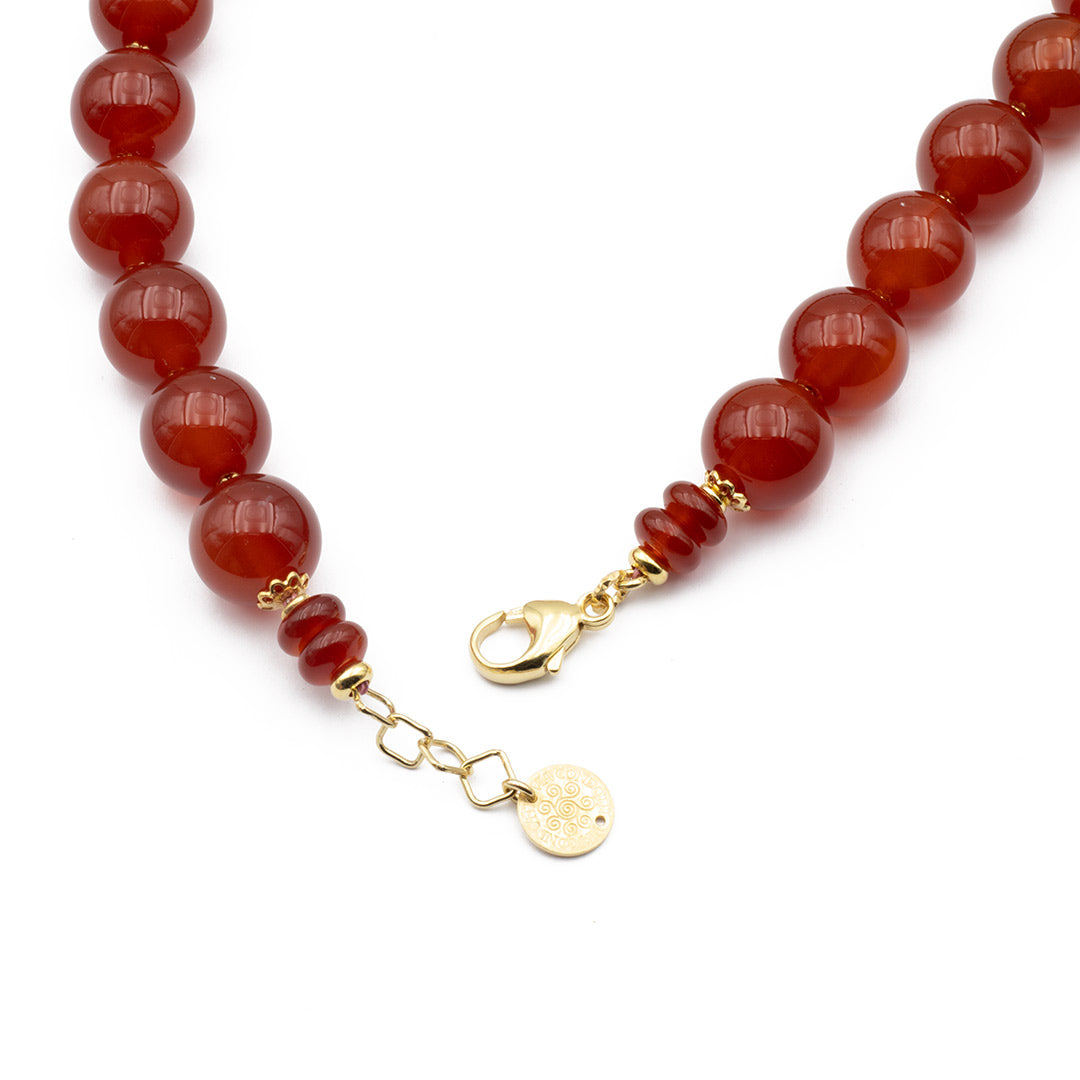 chiusura della collana girocollo in corniola - via condotti store