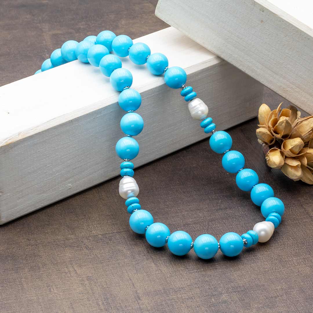 collana con howlite color turchese e perle barocche - via condotti store