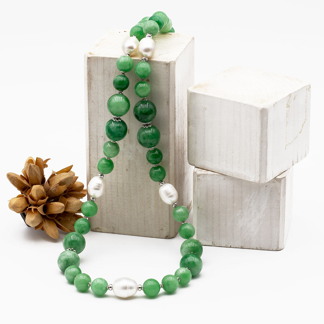 collana lunga in pietre dure e argento con giada verde e perle barocche - via condotti store