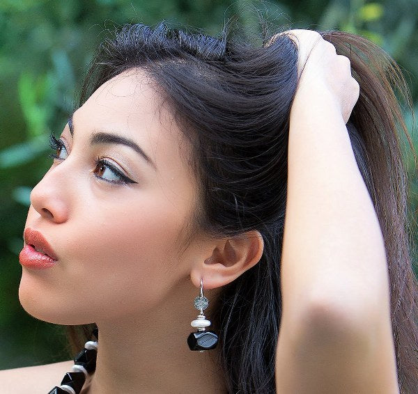 Orecchini in Argento con Onice e Perle