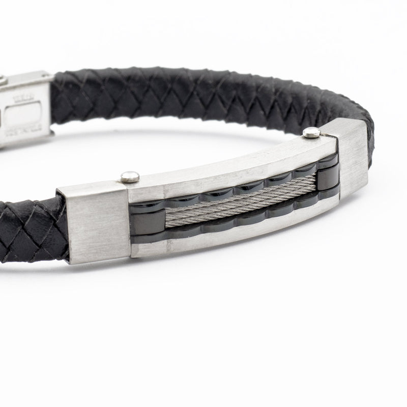 bracciale da uomo in pelle nera intrecciata e piastra con cavetti in acciaio satinato - via condotti store
