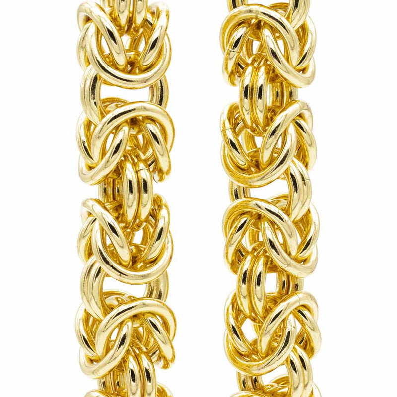 particolare della collana girocollo da donna con catena bizantina placcata oro francesca bianchi design - via condotti store