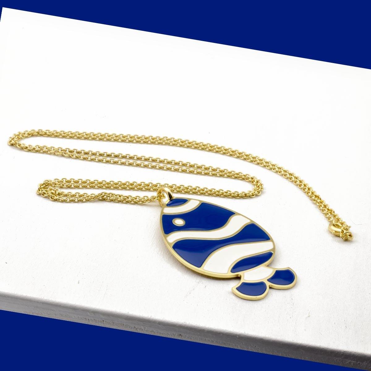 collana Francesca Bianchi Design da donna con catena e pendente pesce blu e bianco in bronzo placcato oro  - Via Condotti Store