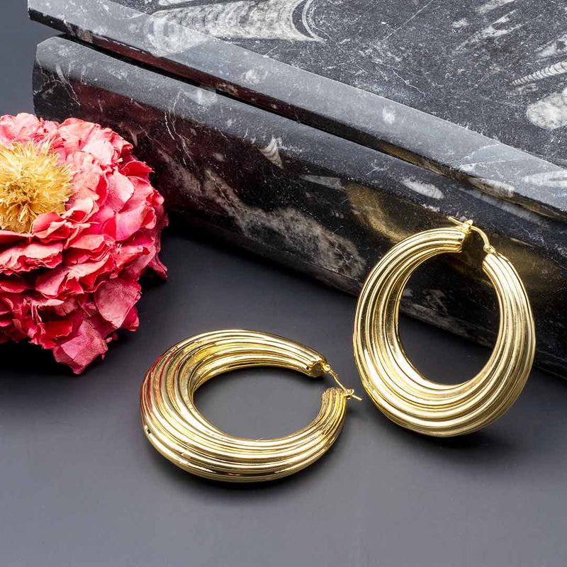 Orecchini a cerchio rigati francesca bianchi design placcati oro giallo - via condotti store